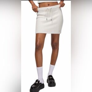 Nike Air Jordan Fuzzy Mini Skirt Cream Plush Drawstring Athleisure
